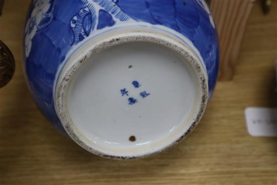 A 19th century Chinese blue and white double gourd vase, Kangxi mark height 33cm
